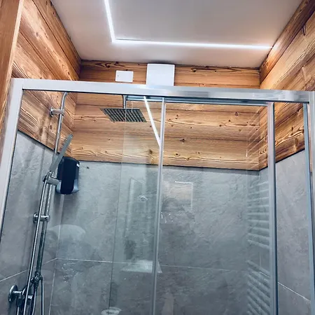 Residenze Vezza - Il Larice - Apartman Vezza dʼOglio